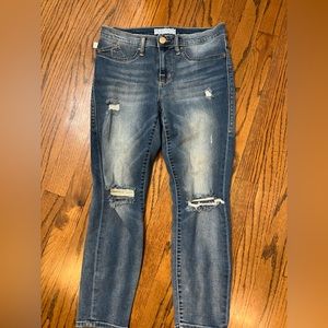Rock and Republic pencil leg jeans
